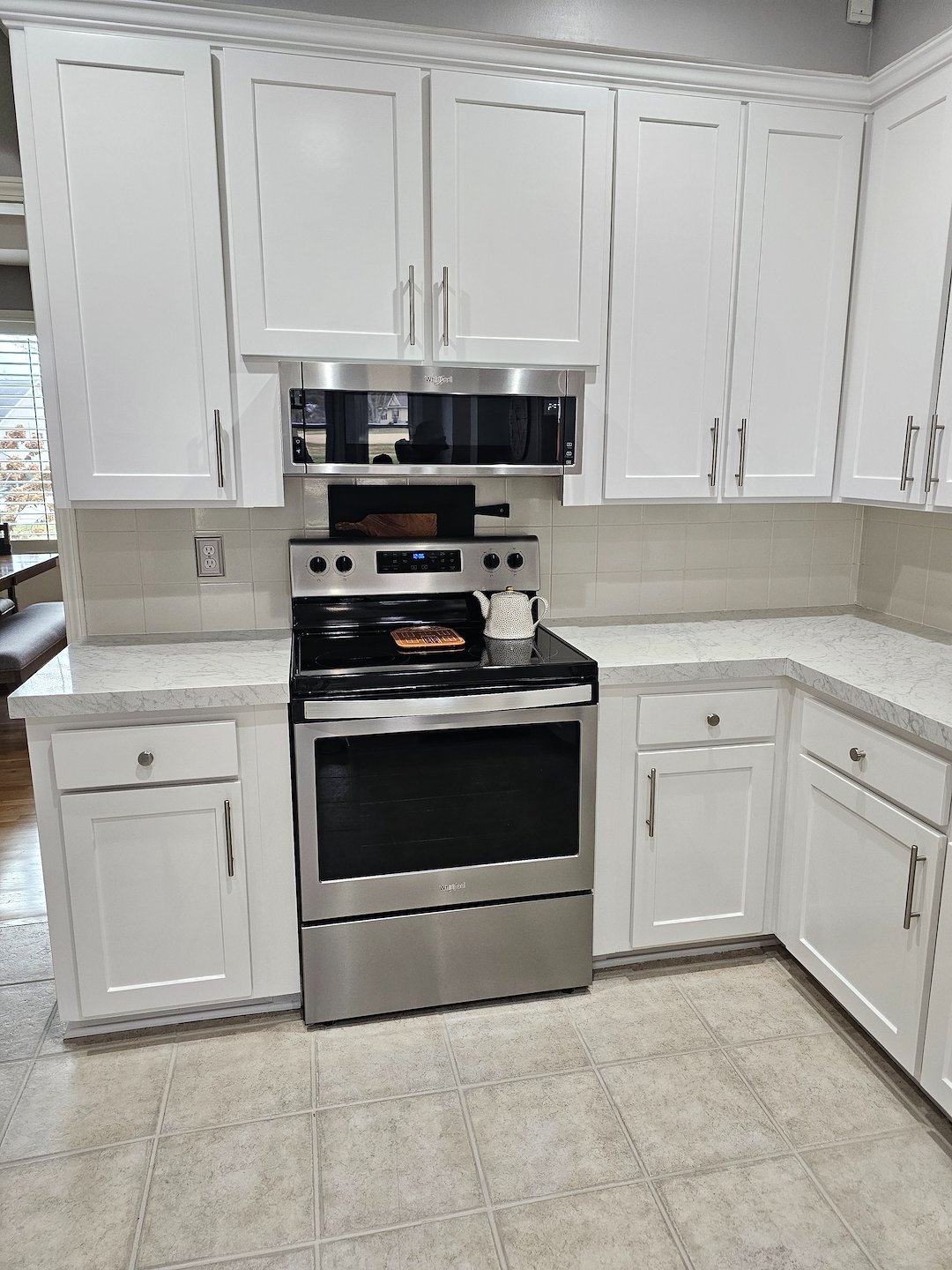 New shaker doors for this Overland Park Ks kitchen